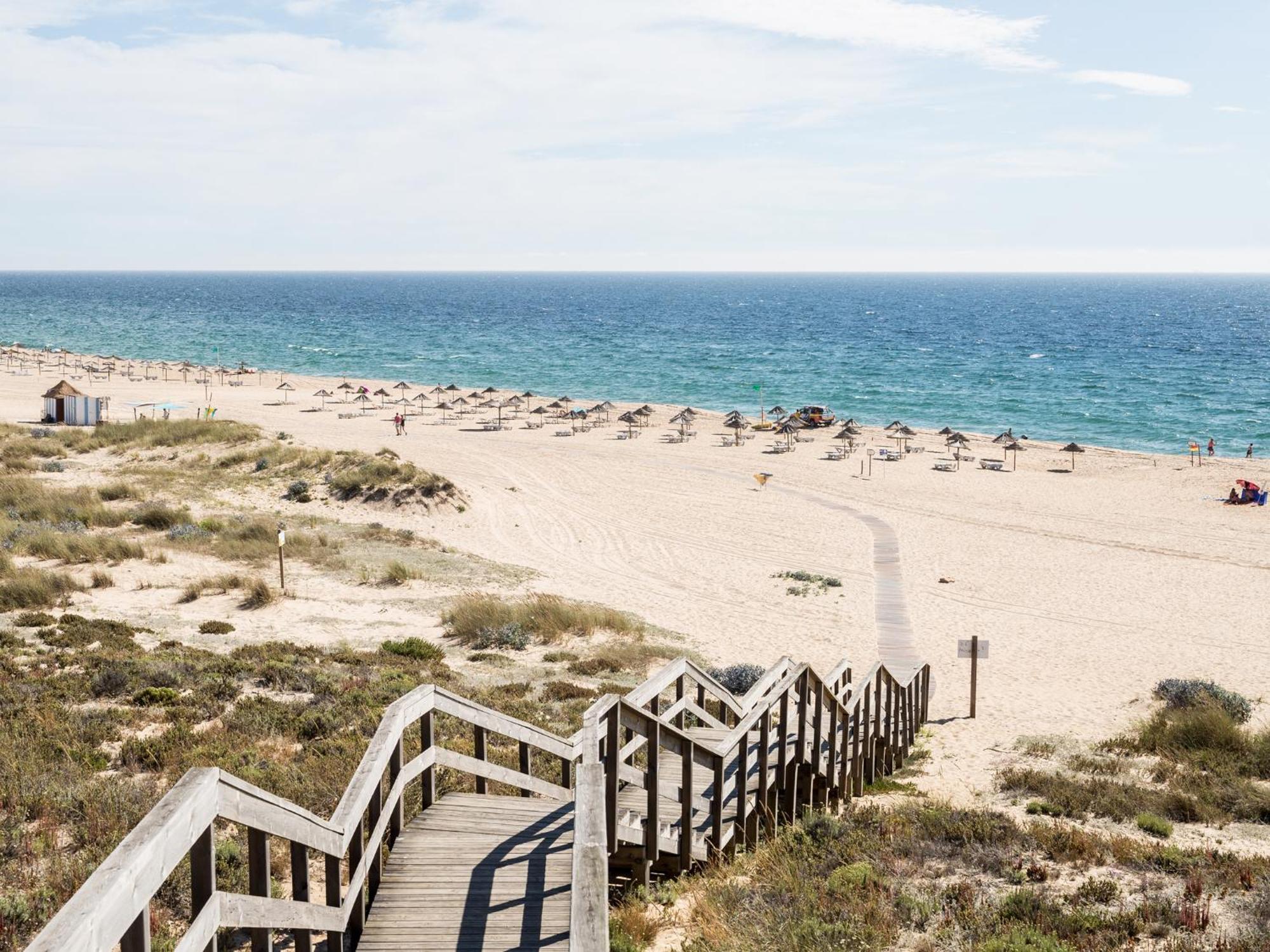 Casa Helio A 150M Da Praia Do Ouro Sesimbra Luaran gambar